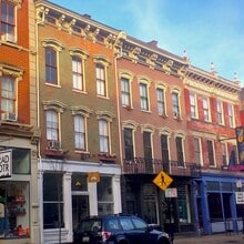 Building Photo - 1317 Main St
