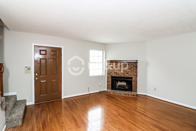 Foto del edificio - Fantastic 2bd/2.5ba home! Let yourself in!