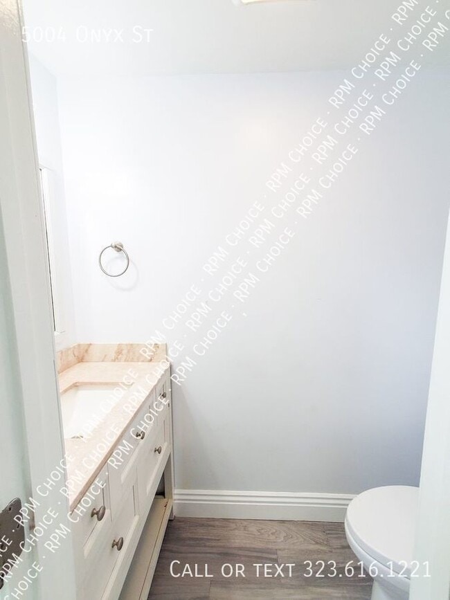 Foto del edificio - 5004 Onyx St