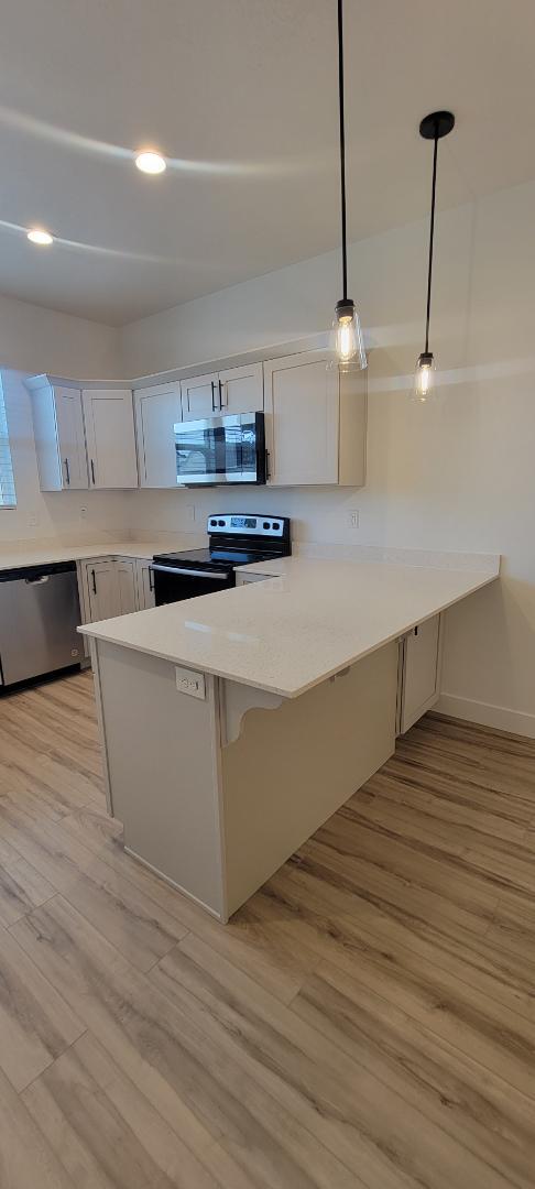 Foto del edificio - 13612 S Vernet Dr