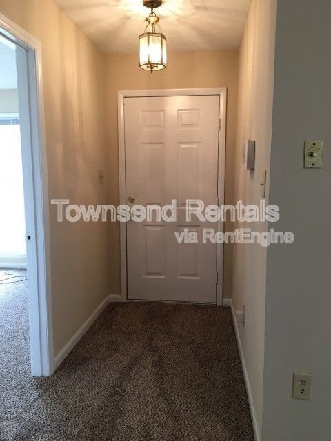 Building Photo - 7045 Candlewood Dr