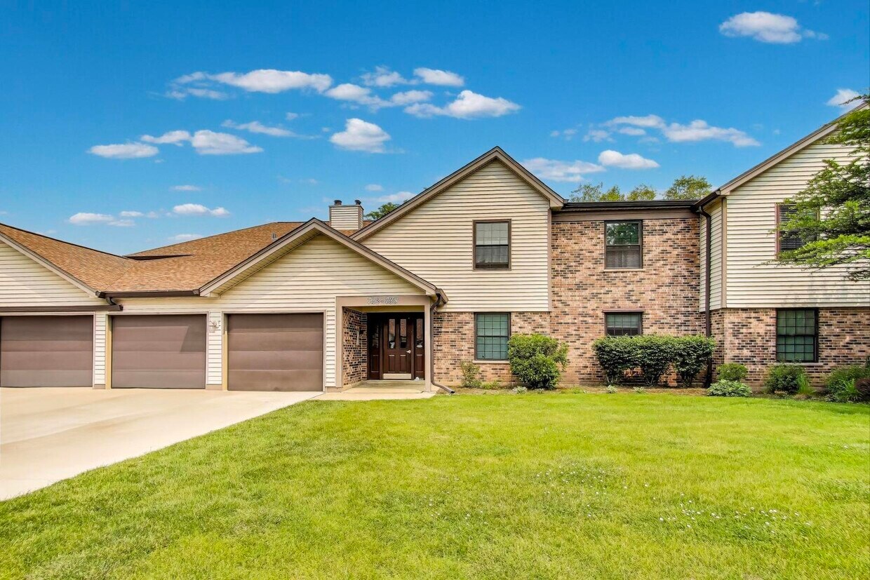 Foto principal - 738 Hapsfield Ln