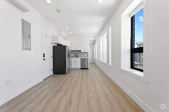 Building Photo - 1137 Washington St