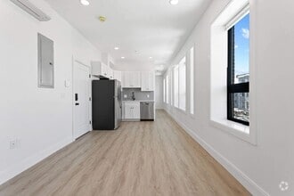 Building Photo - 1137 Washington St