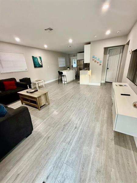 Foto del edificio - 827 SW 29th St