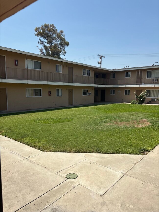 Foto del edificio - Brookside Apartments
