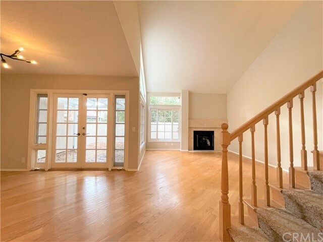Building Photo - 96 Stanford Ct