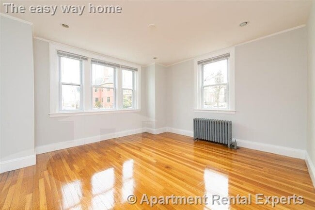 Photo - 136 Highland Ave Unit #17 Apartment