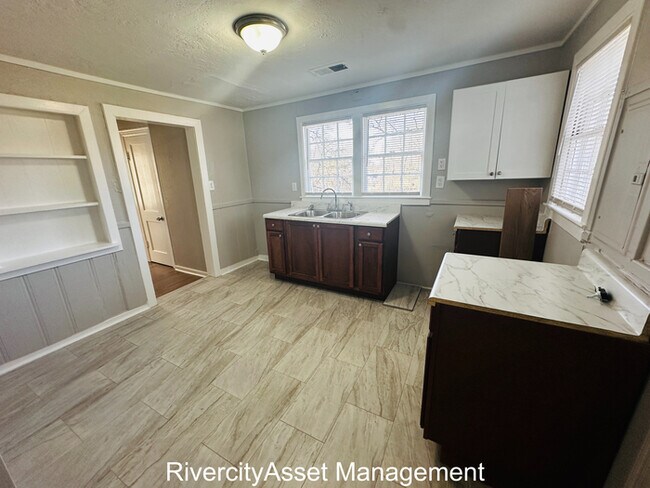 Foto del edificio - Cute Home In Frayser, SEction 8 Welcomed !!!!!!