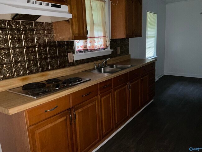 Foto del edificio - 2514 Scenic View Dr NW