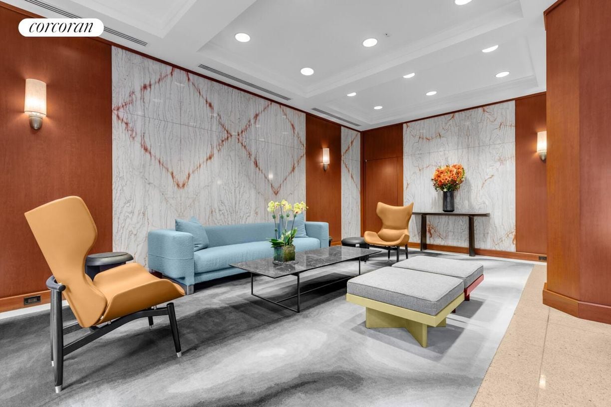 Primary Photo - 305 E 63rd St