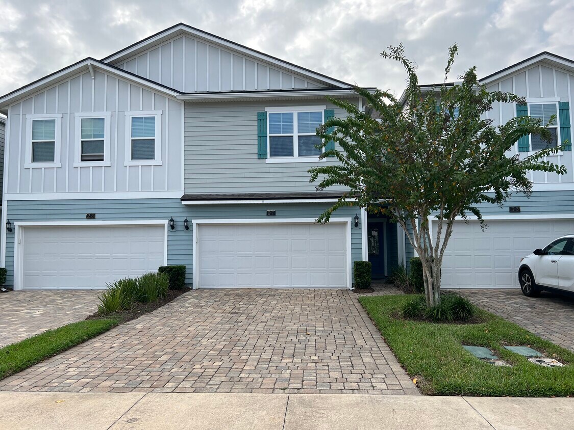 27 Pindo Palm Dr, Ponte Vedra Beach, FL 32081 Townhome Rentals in Ponte Vedra Beach FL
