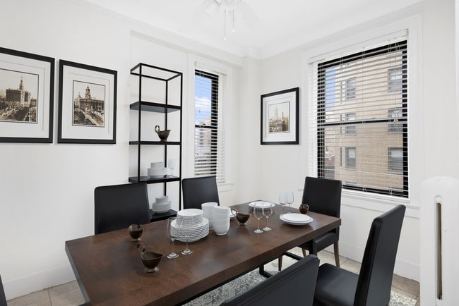 2BR, 1BA Dining Room - 2756-60 N. Pine Grove