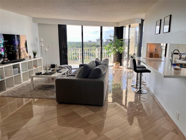 Foto del edificio - 4000 Towerside Terrace