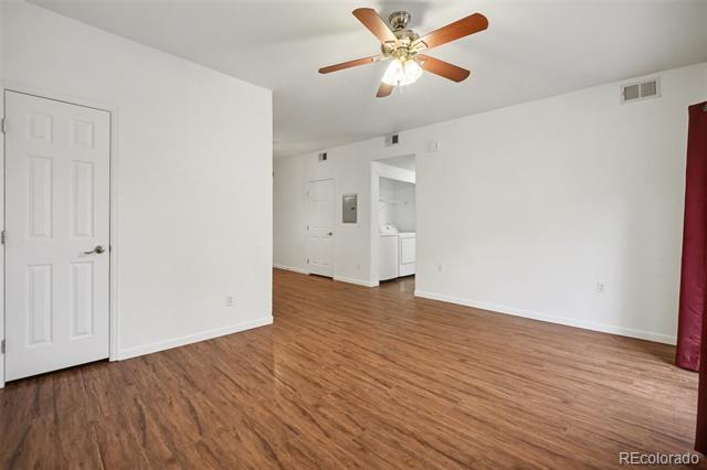 Foto del edificio - 1750 W 53rd Pl