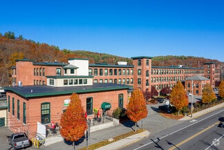 Building Photo - Riverside Commons