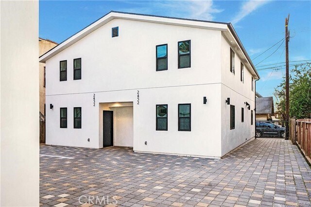 Foto del edificio - 2452 Boulder St