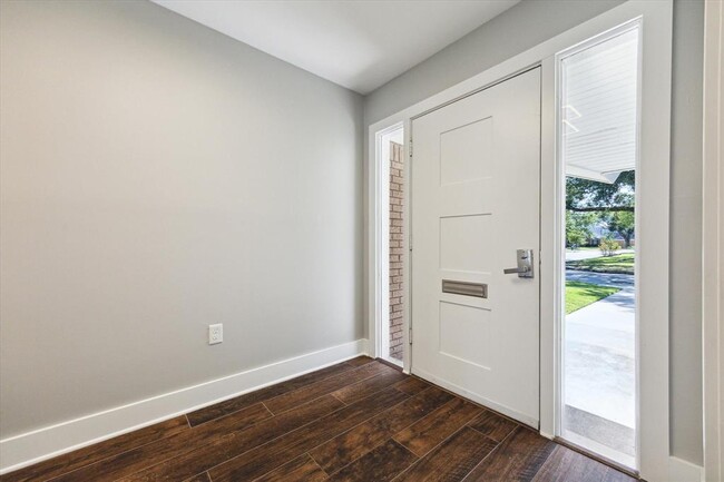 Building Photo - 4114 Gairloch Ln