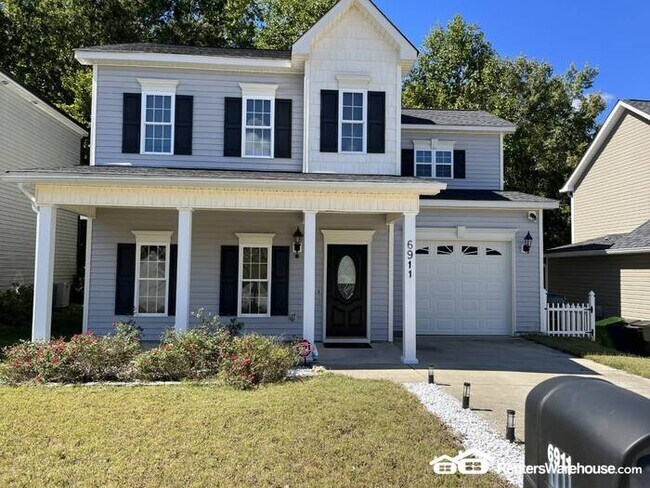 Building Photo - Lovely 4 bedroom!!