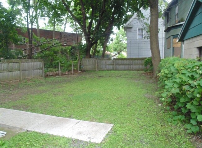 Foto del edificio - 1540 St Paul St