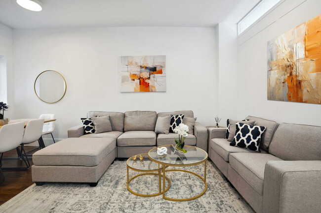 Foto del edificio - 125 E 83rd St