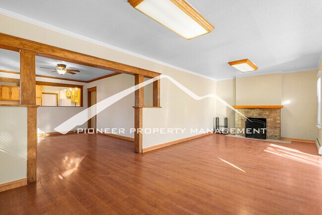 Foto del edificio - Charming 2 Bedroom Single Family Home