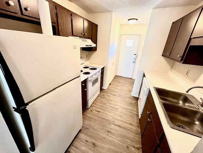 Foto del edificio - Cute and Cozy-ONE BEDROOM/ONE BATH - SOUTH HUNTSVILLE LOCATION -With a $300 Off the first month's...