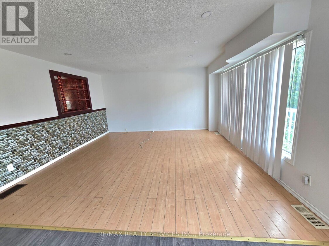 Photo principale - 441 Parkview Crescent