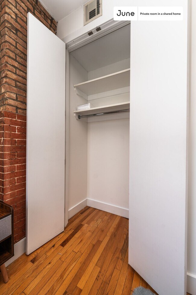 Foto del edificio - Room in Shared 3 bed/1 bath home in Bedford-Stuyvesant