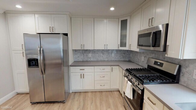 Building Photo - 1 br, 1 bath House - 1128 Adeline St Priva...