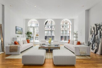 Building Photo - 508 Broadway-SI ID1035011P