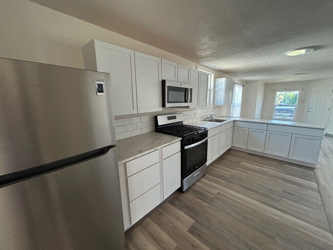 Foto del edificio - Updated 2 Bedroom Cottage