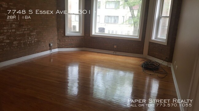 Building Photo - 7748 S Essex Ave