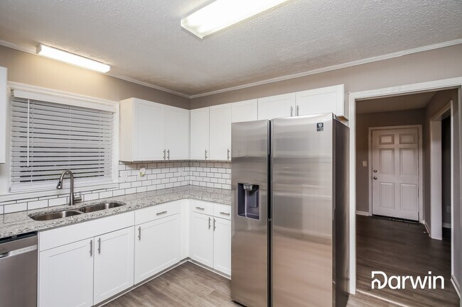 Building Photo - 8584 Melrose Cir, Douglasville, GA 30134