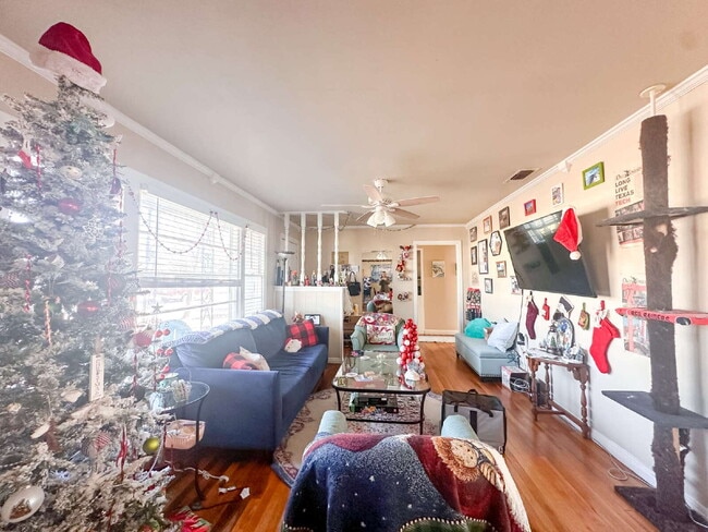 Foto del edificio - Charming 2-bedroom, 1-bath Home in a Central Location!