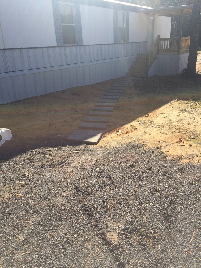 Foto del edificio - 2054 Krist Ln