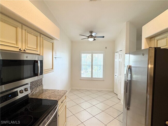 Building Photo - 1225 Sarah Jean Cir