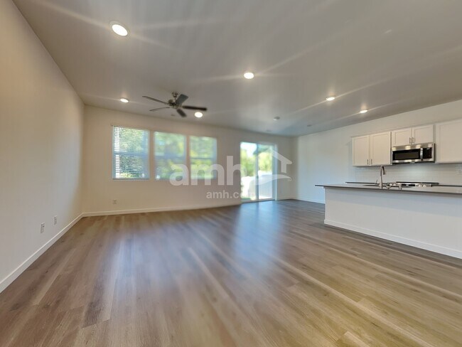 Foto del edificio - 9002 50th Ave SE