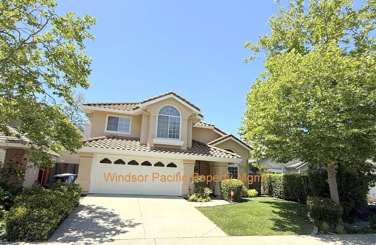 Primary Photo - Terrific Danville Location Near Schools ! ...