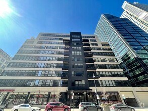 Building Photo - 130 S Canal St