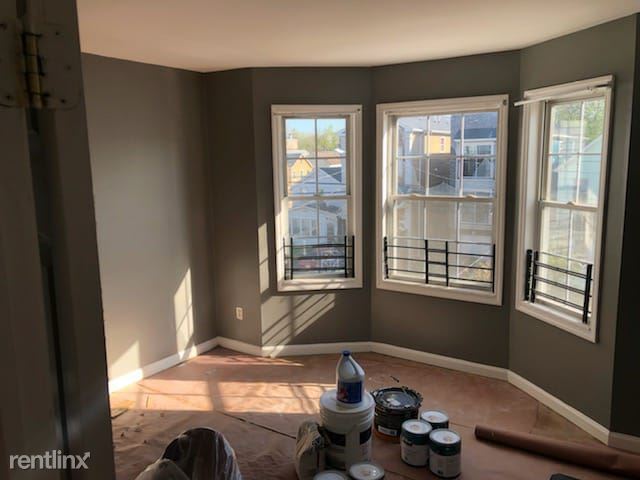 Building Photo - 3 br, 2 bath Duplex - 1057 Bond St