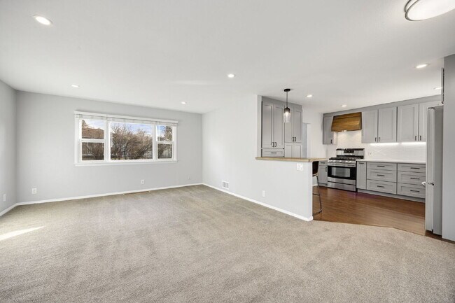 Foto del edificio - 2bd/1.5 ba ranch near Old Town