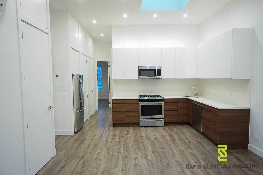Foto principal - 74-48 65th St