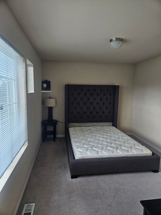 Foto del edificio - 4215 E Roosevelt Ave