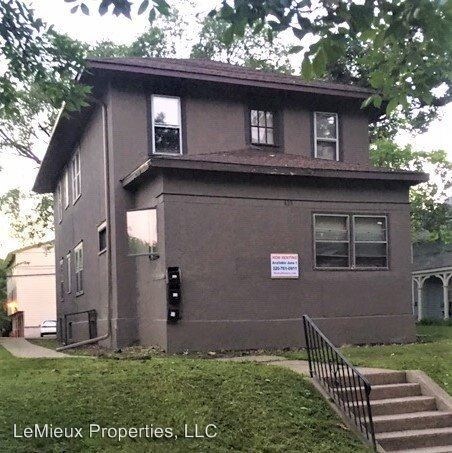Primary Photo - 4 br, 1 bath Room For Rent - 423 6th Ave S