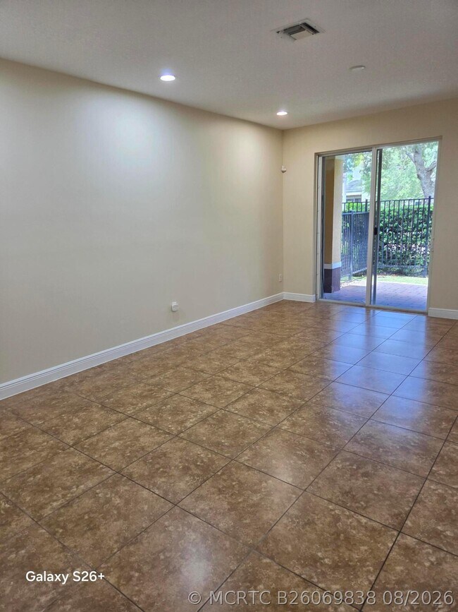Building Photo - 6994 Long Pine Cir
