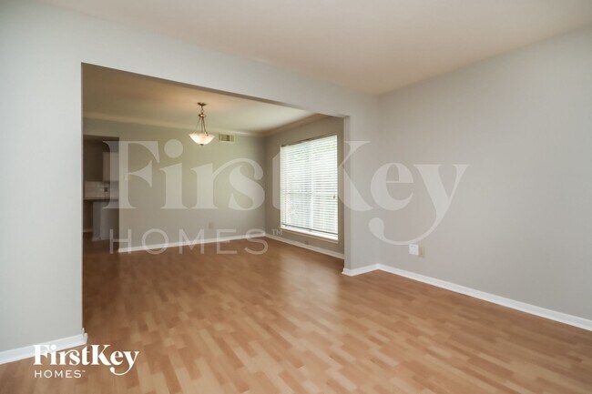 Foto del edificio - 1039 Wentworth Dr