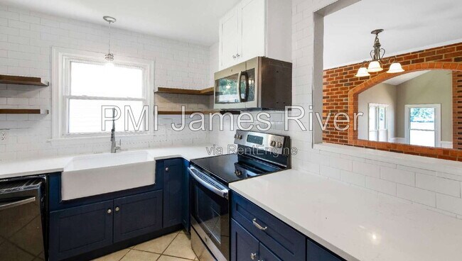 Foto del edificio - 14708 Midship Woods Ct