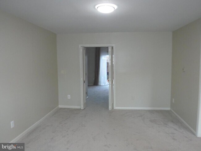 Foto del edificio - 8519 Forrester Blvd