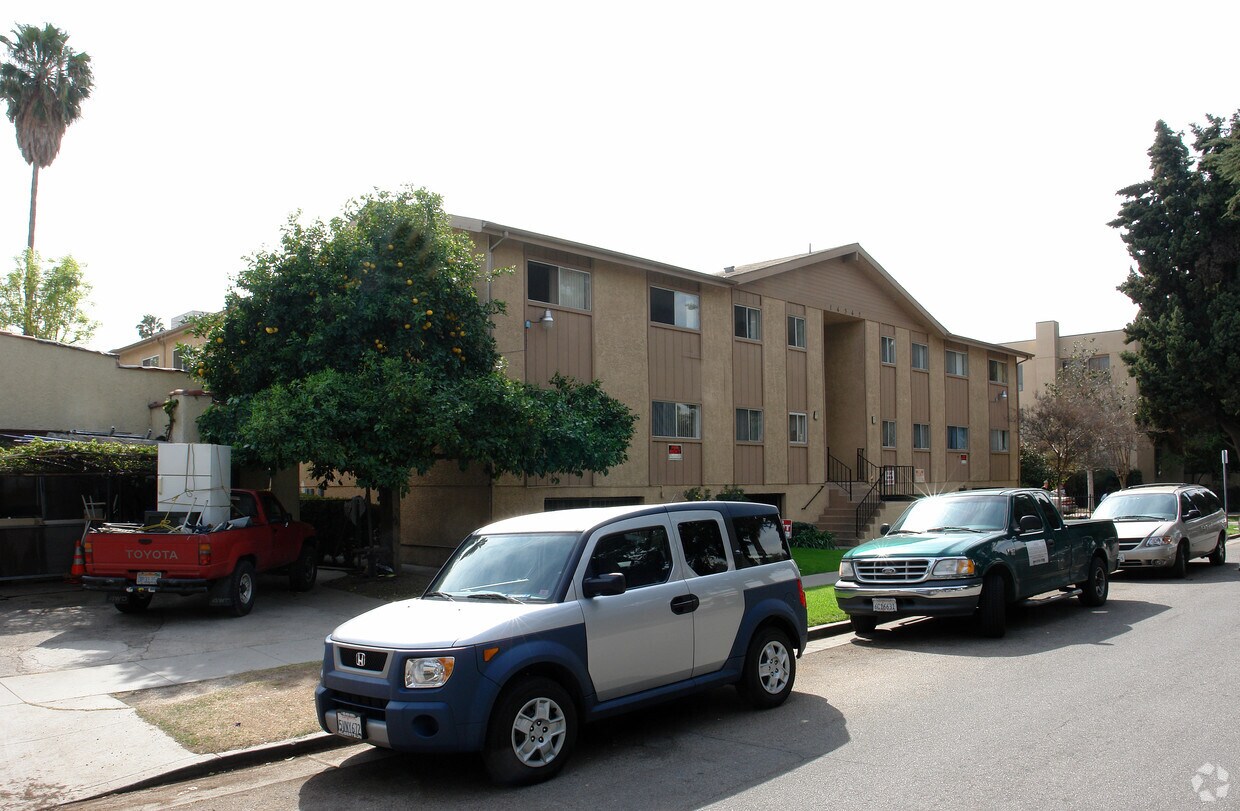 Building Photo - 14342 Friar St